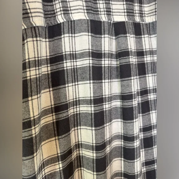 SO Good For Life Plaid Dark Gray, Gray White Flannel Women's Plus Size Sz 1X NWT - Picture 5 of 9